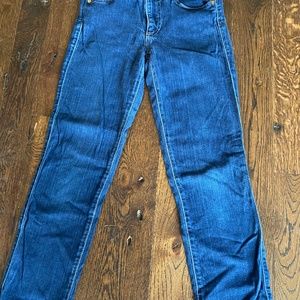 AG the Primamidrise cigarette ankle jean